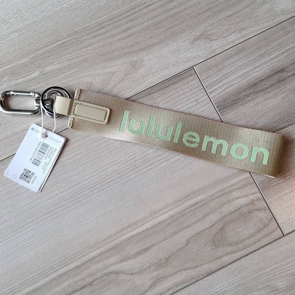 lululemon athletica Accessories - Lululemon NWT Never Lost Keychain Tan and Light Green 1.7"x 12"